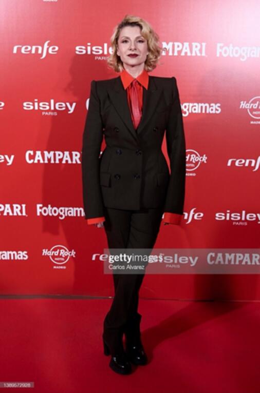 Աķ SPORTMAX װϯ Fotogramas de Plata Ӱ